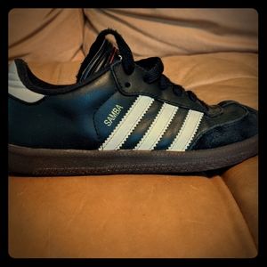 Boys Adidas Samba's